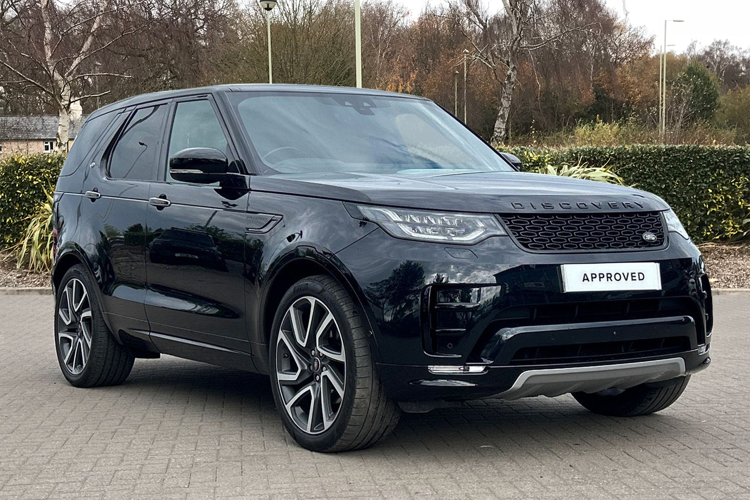 Main listing image - Land Rover Discovery