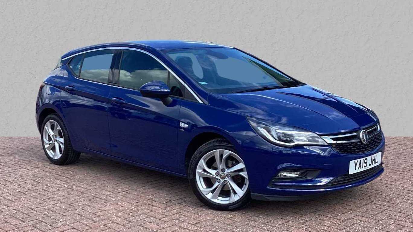 Main listing image - Vauxhall Astra