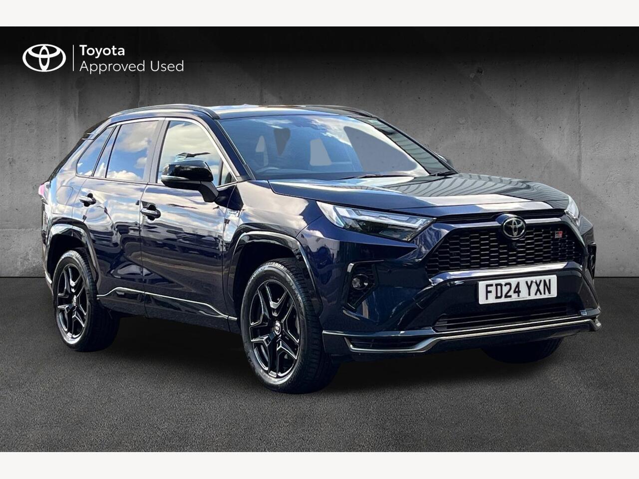 Main listing image - Toyota RAV4