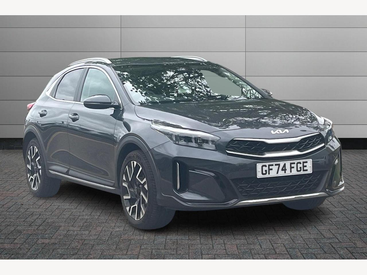 Main listing image - Kia XCeed