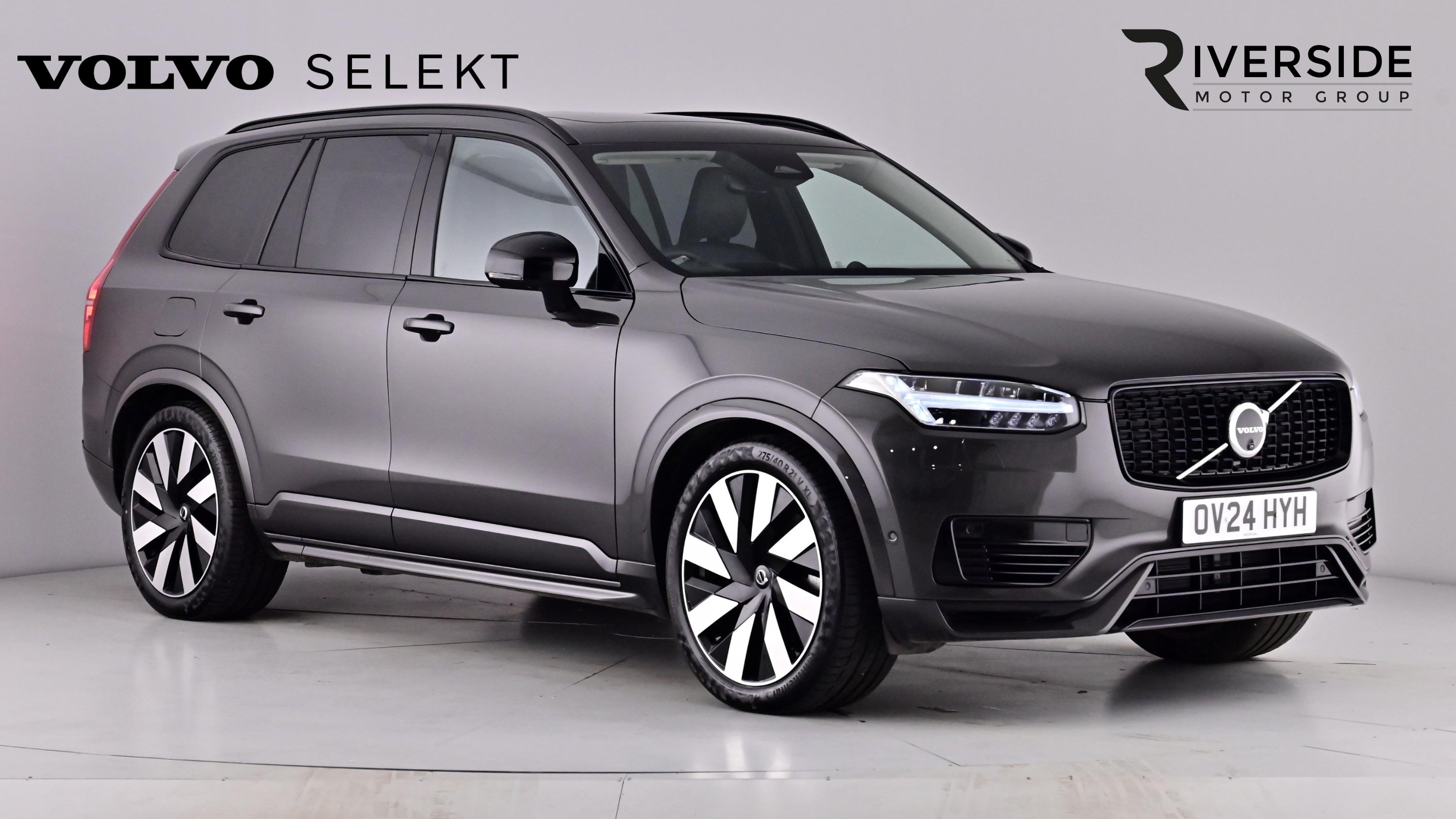 Main listing image - Volvo XC90