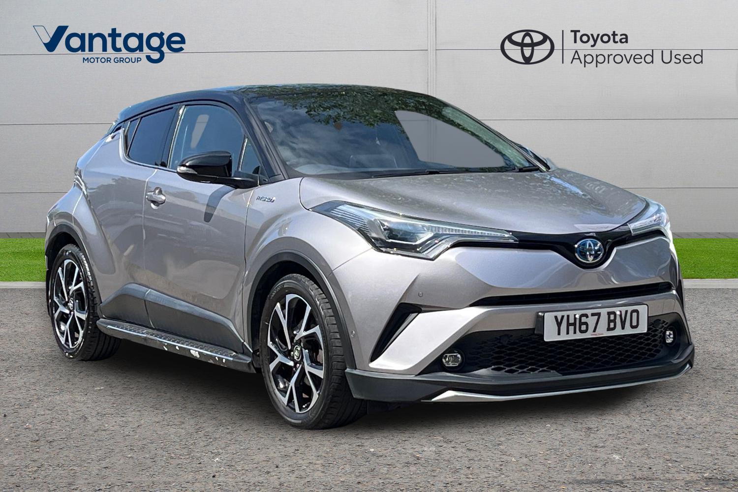 Main listing image - Toyota C-HR