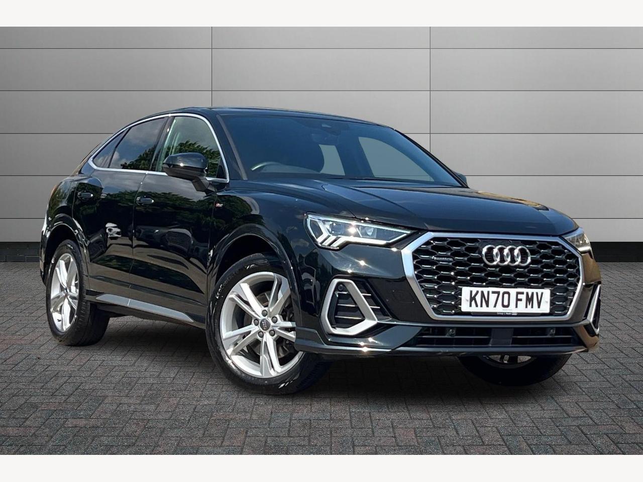Main listing image - Audi Q3