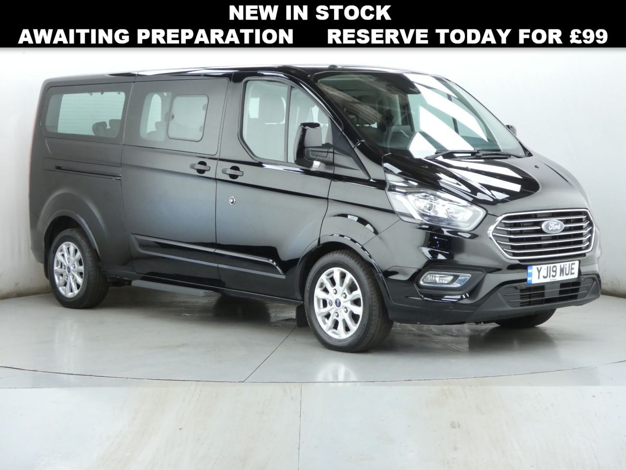 Main listing image - Ford Tourneo Custom