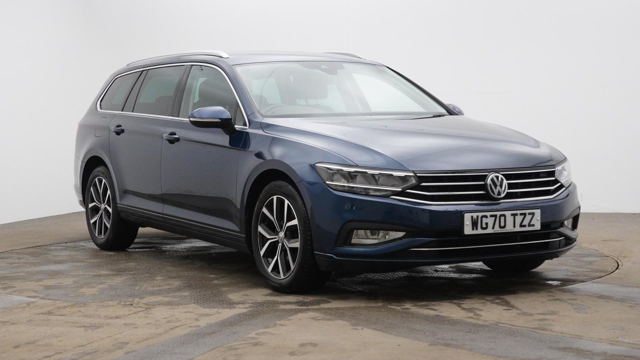 Main listing image - Volkswagen Passat Estate