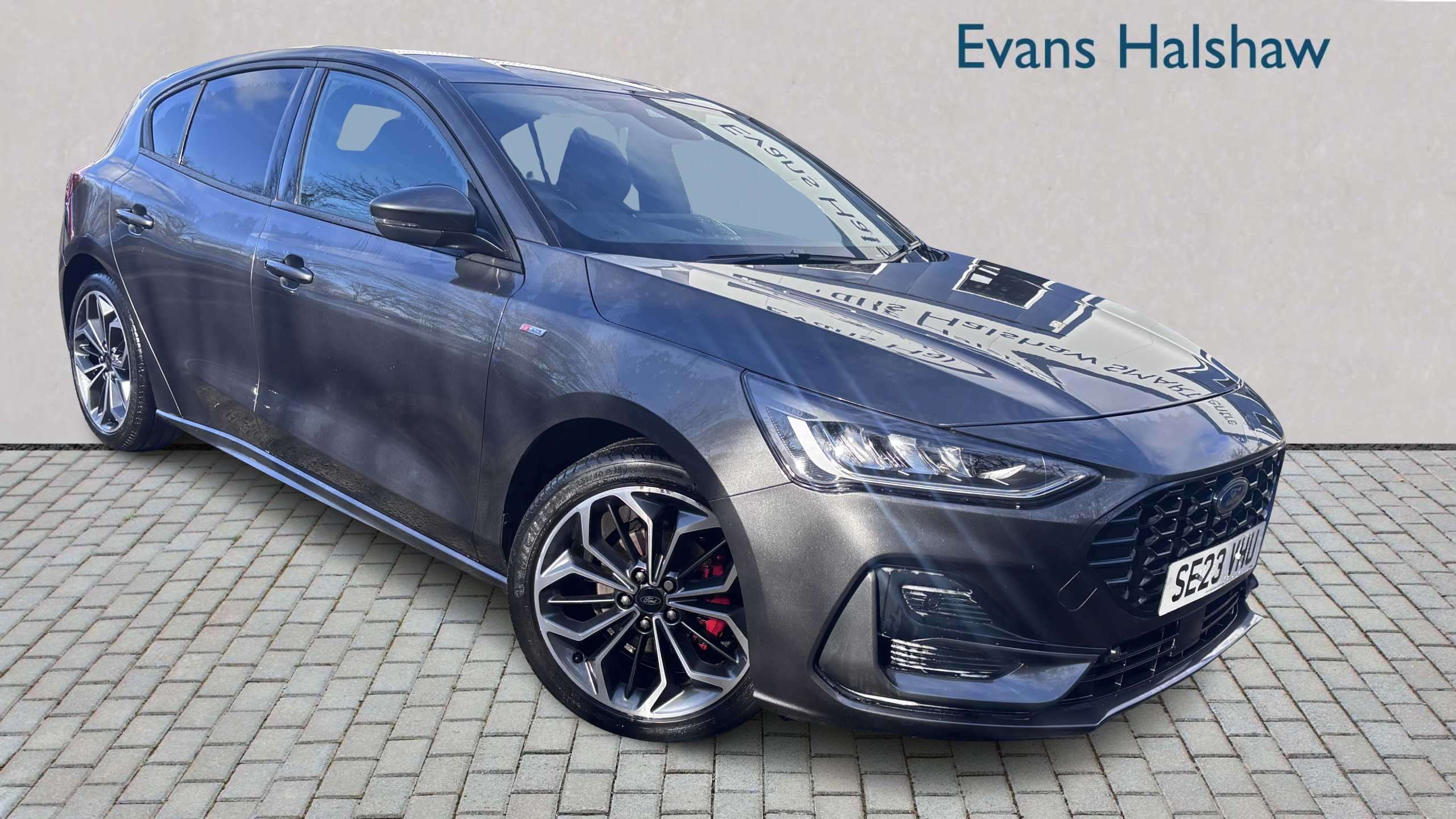 Main listing image - Ford Focus