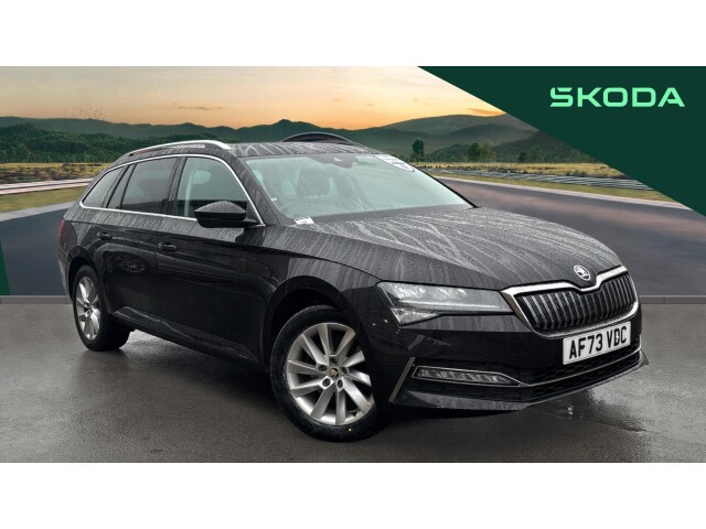 Main listing image - Skoda Superb Estate