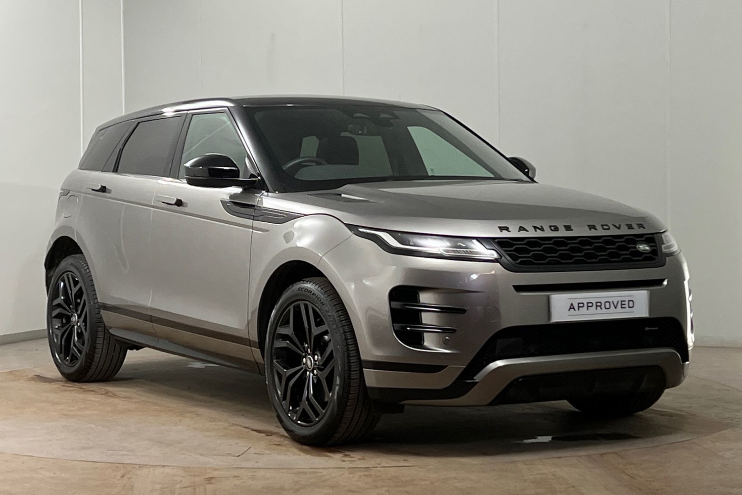 Main listing image - Land Rover Range Rover Evoque