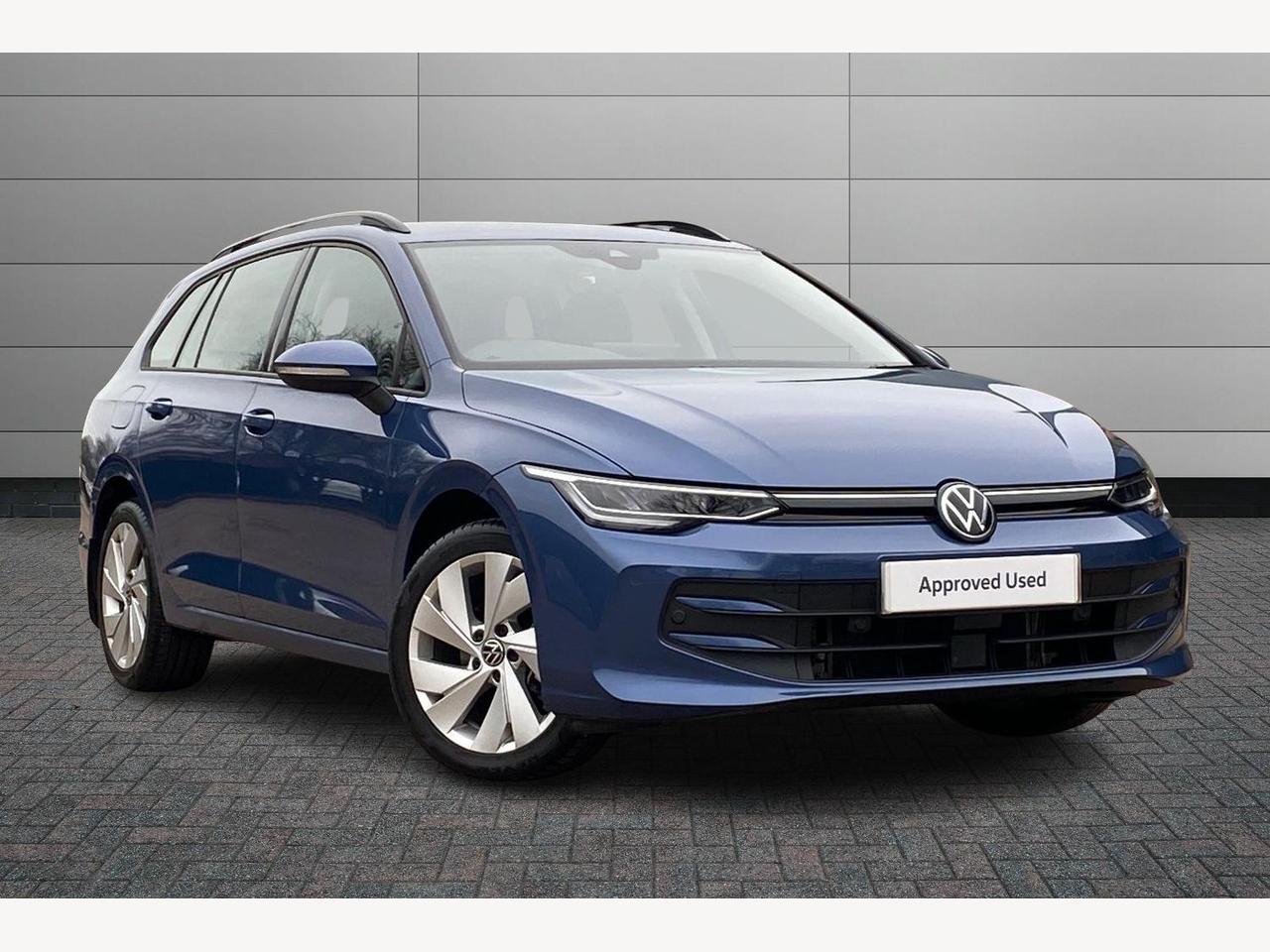 Main listing image - Volkswagen Golf Estate