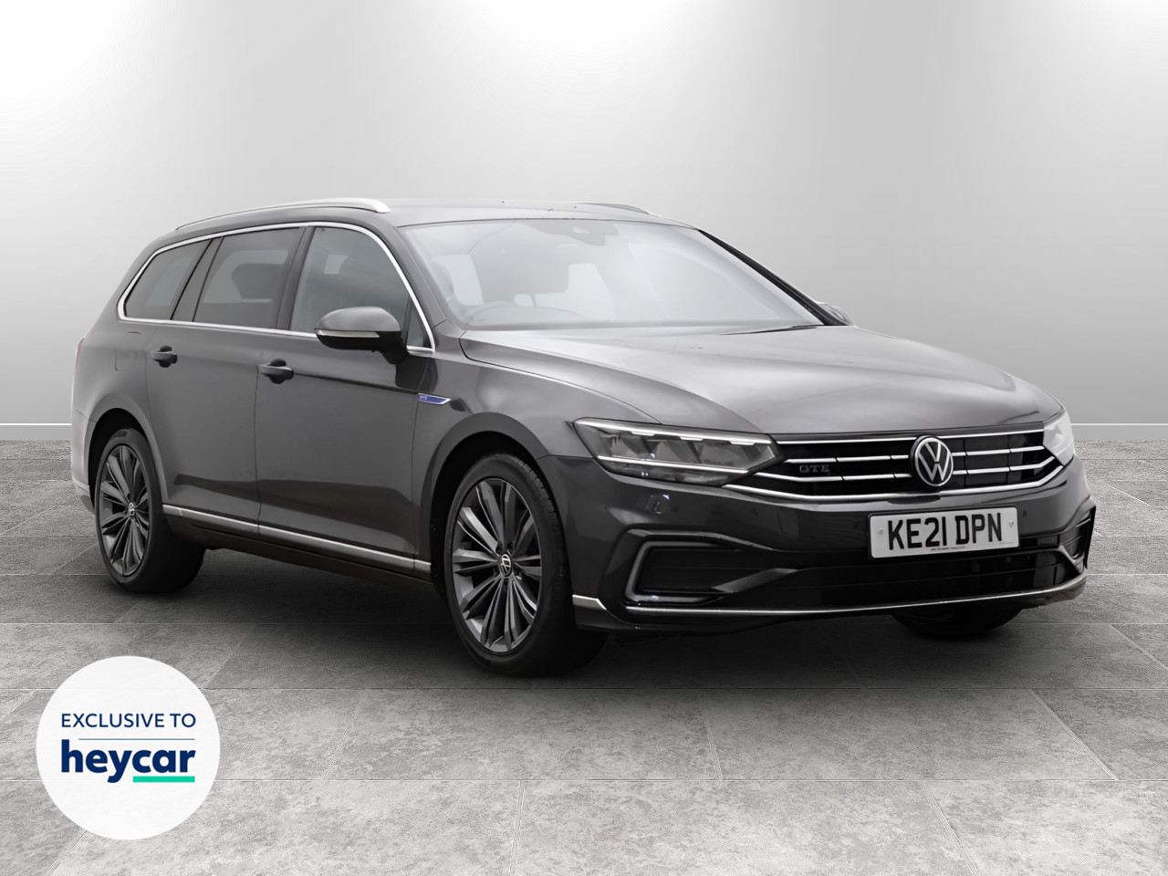 Main listing image - Volkswagen Passat GTE