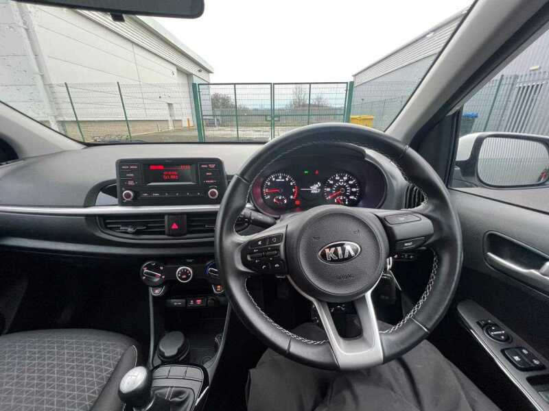 Main listing image - Kia Picanto