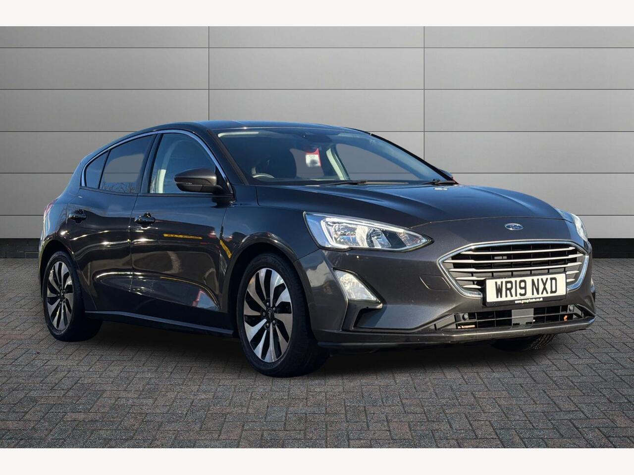 Main listing image - Ford Focus