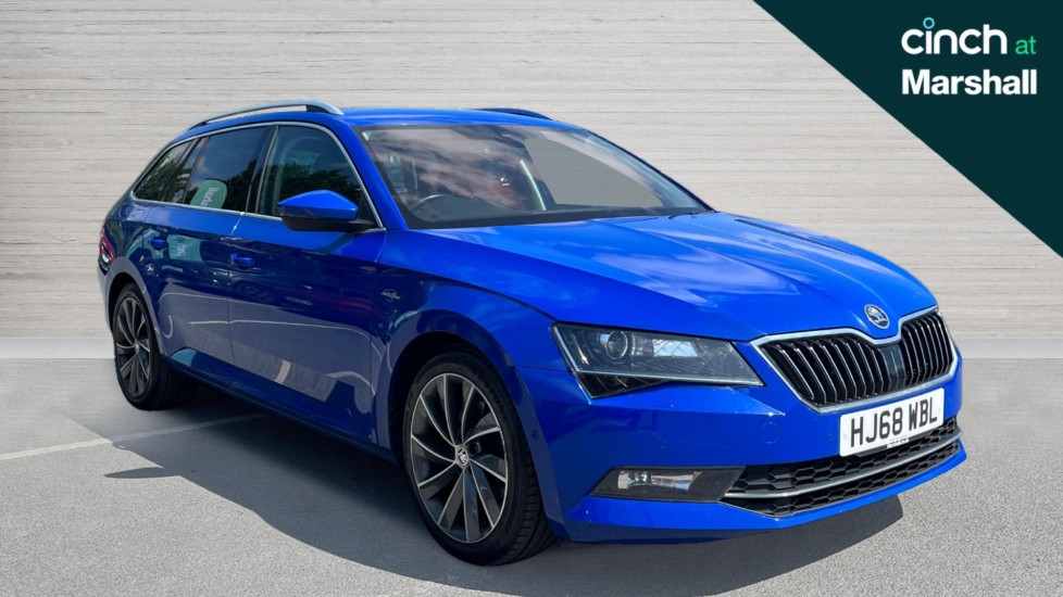 Main listing image - Skoda Superb Estate