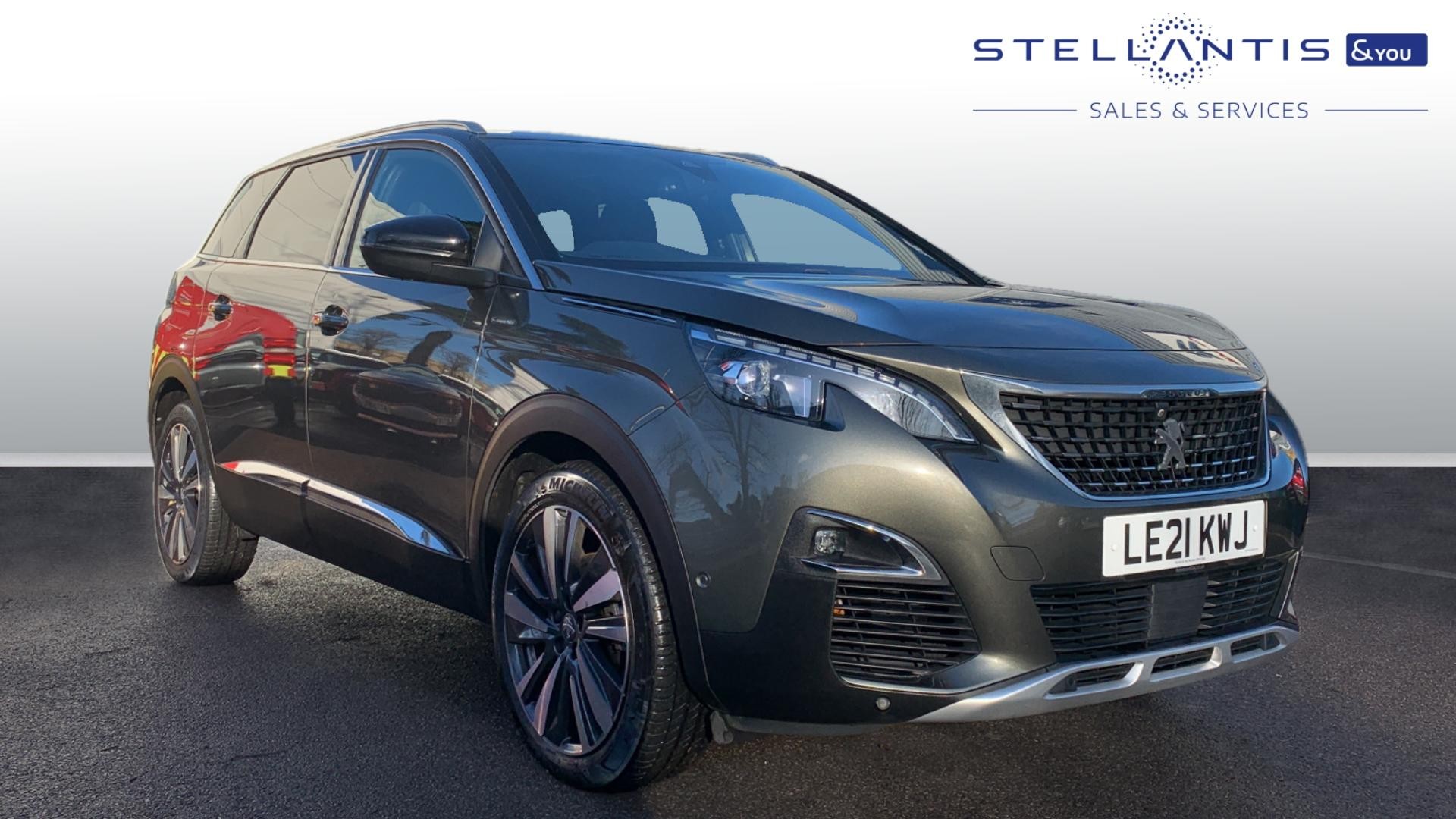 Main listing image - Peugeot 5008