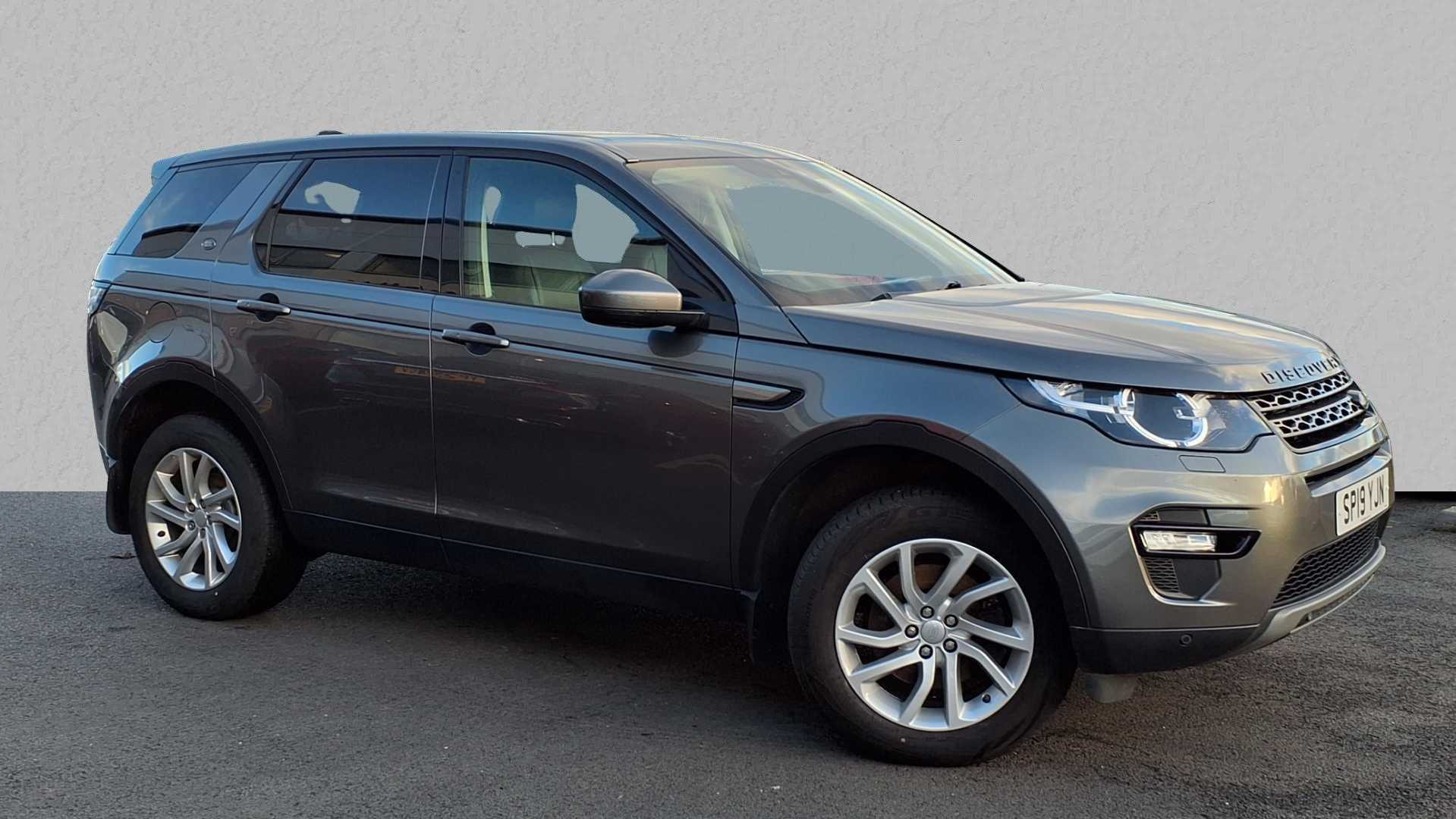 Main listing image - Land Rover Discovery Sport