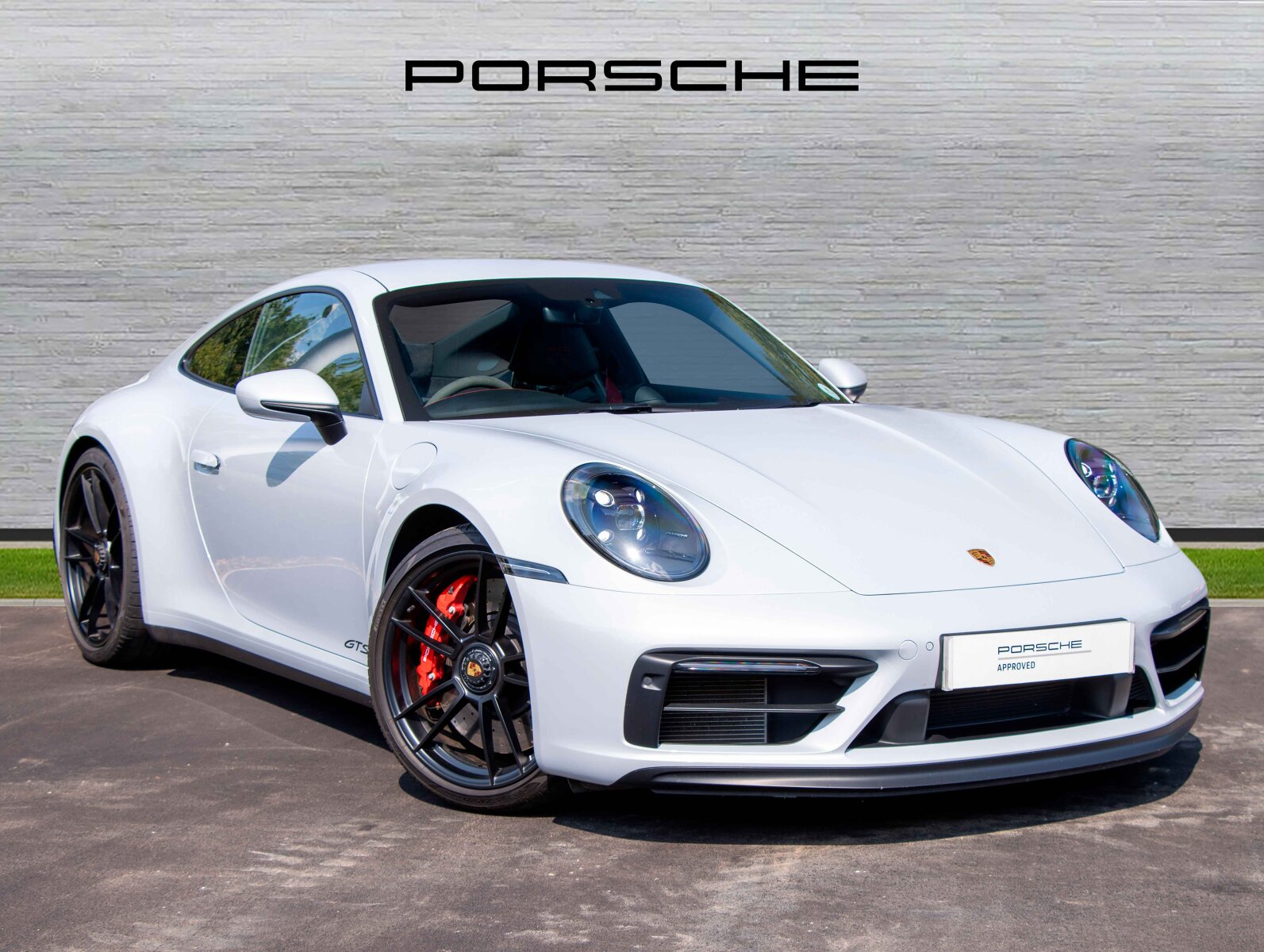 Main listing image - Porsche 911