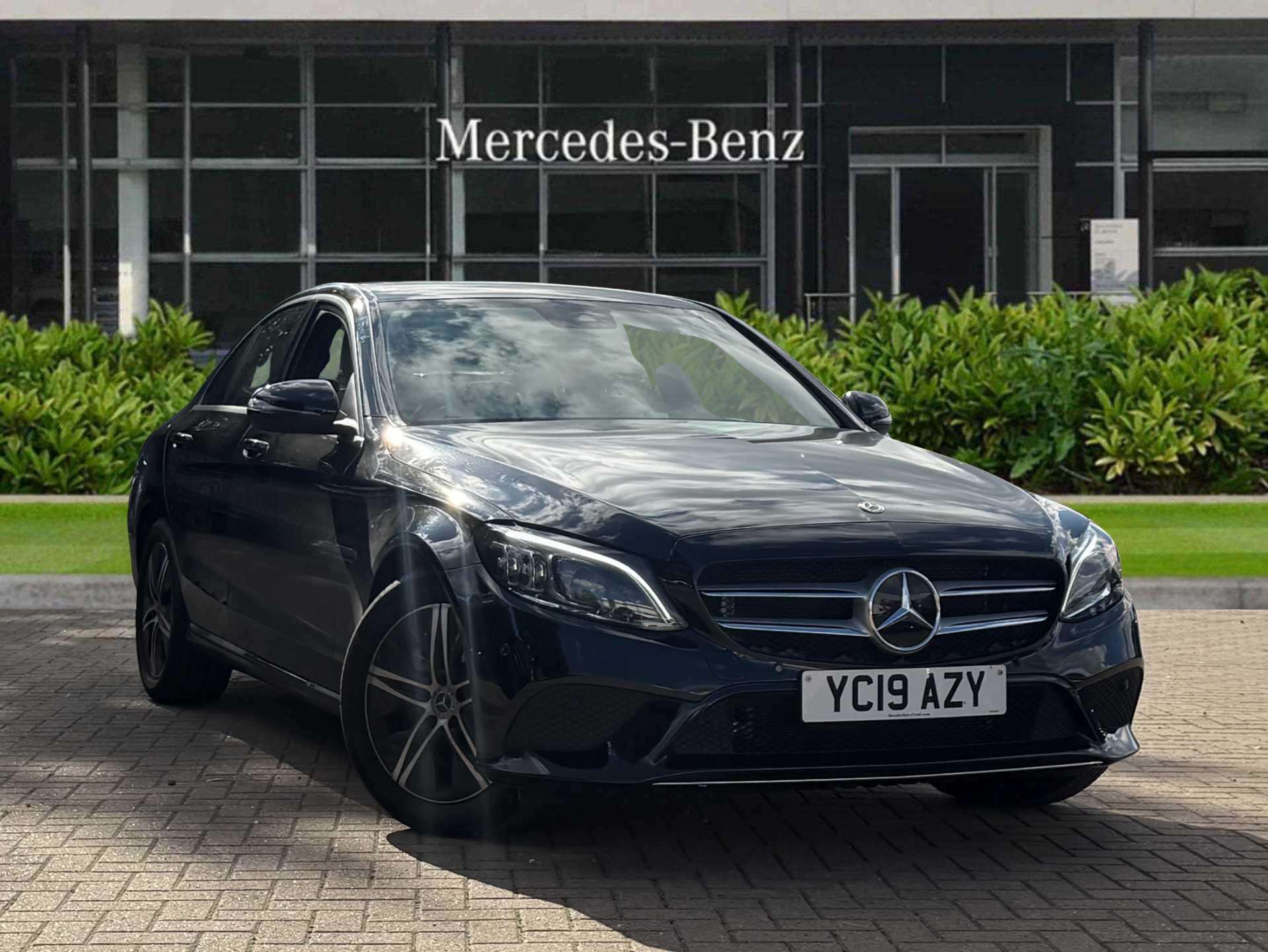 Main listing image - Mercedes-Benz C-Class