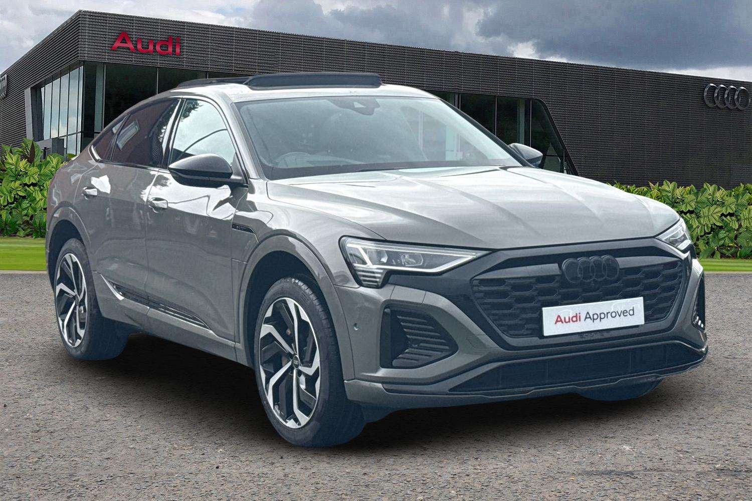 Main listing image - Audi Q8 e-tron