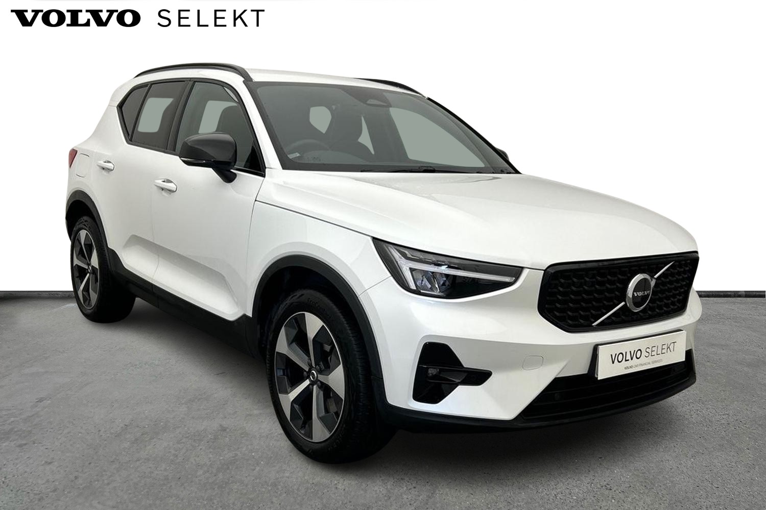 Main listing image - Volvo XC40