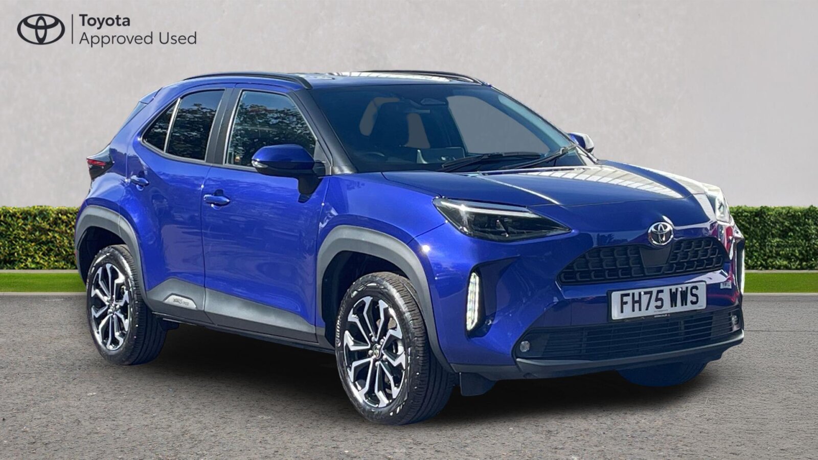 Main listing image - Toyota Yaris Cross