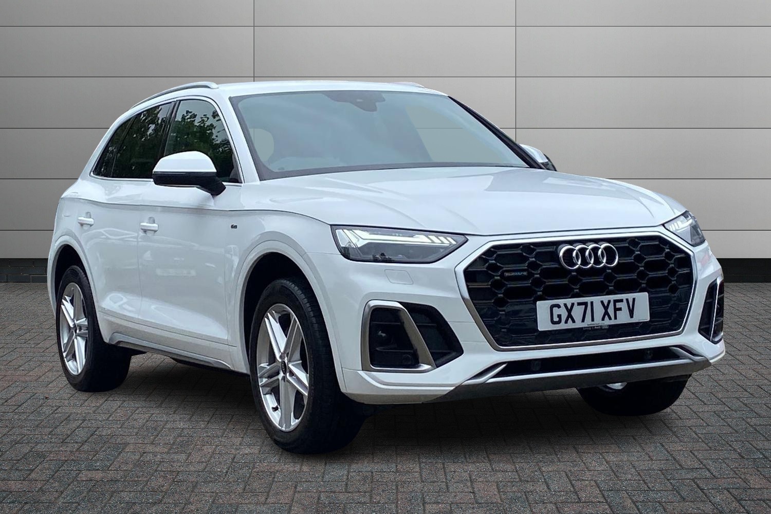 Main listing image - Audi Q5