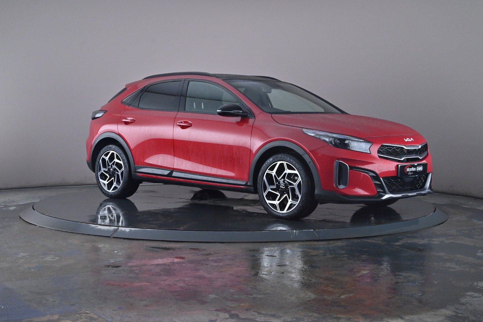 Main listing image - Kia XCeed