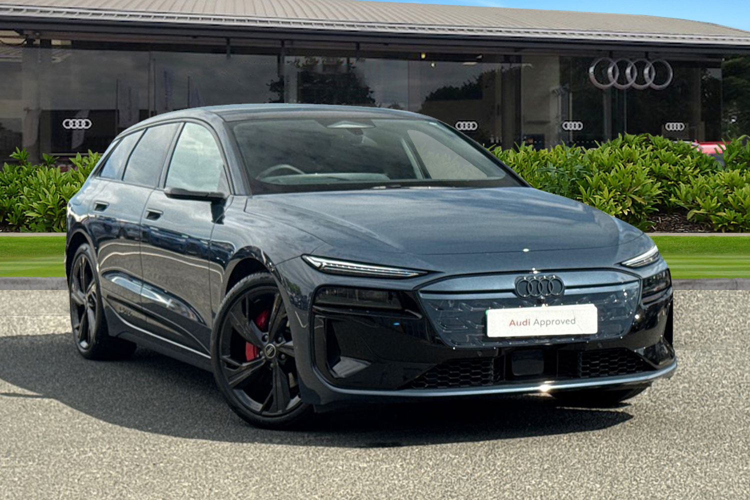 Main listing image - Audi e-tron