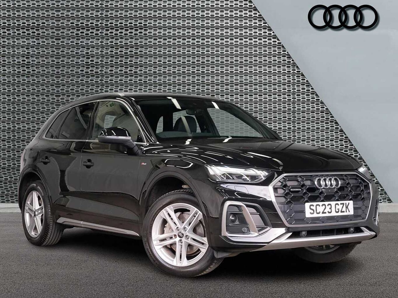 Main listing image - Audi Q5