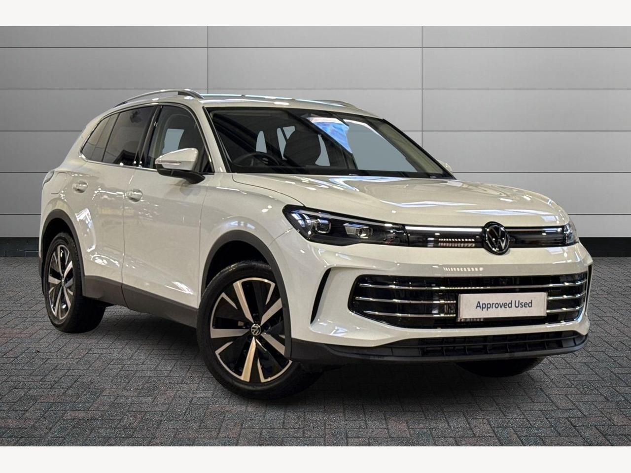 Main listing image - Volkswagen Tiguan