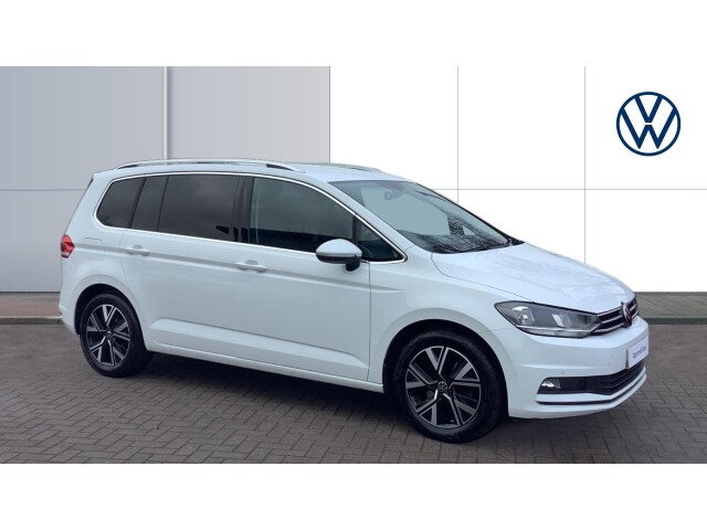 Main listing image - Volkswagen Touran