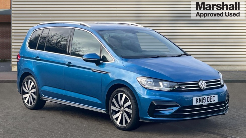 Main listing image - Volkswagen Touran