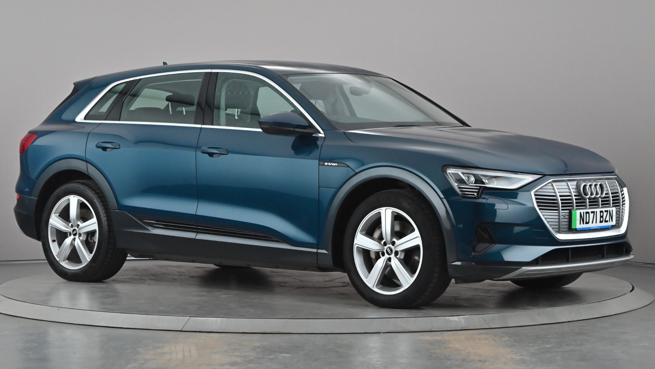 Main listing image - Audi e-tron