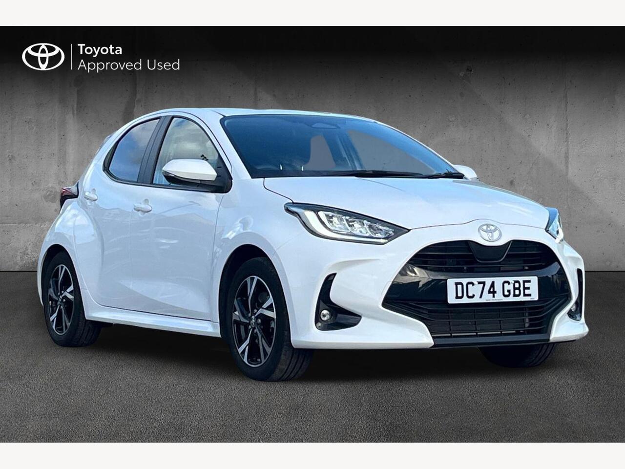 Main listing image - Toyota Yaris