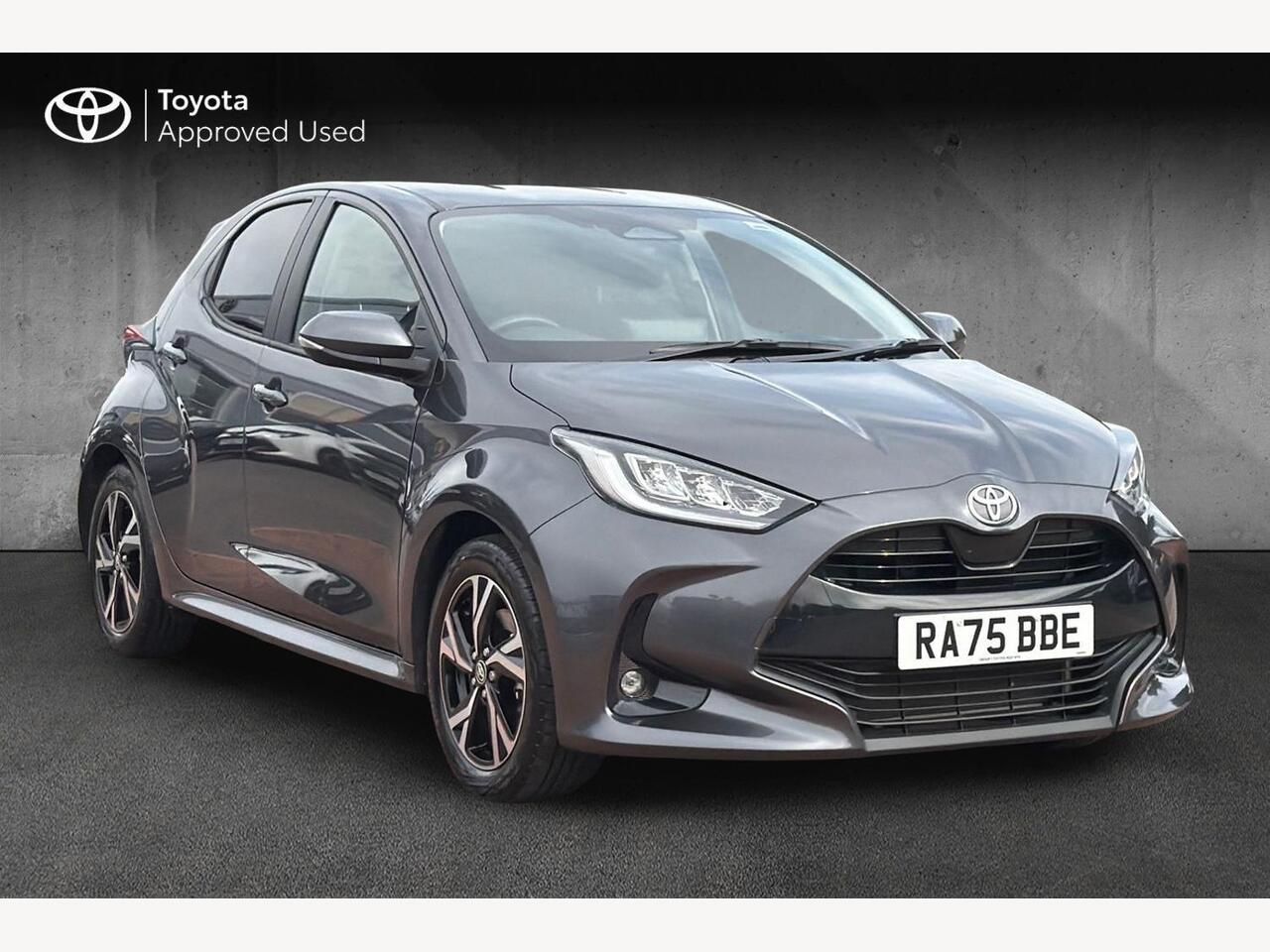 Main listing image - Toyota Yaris
