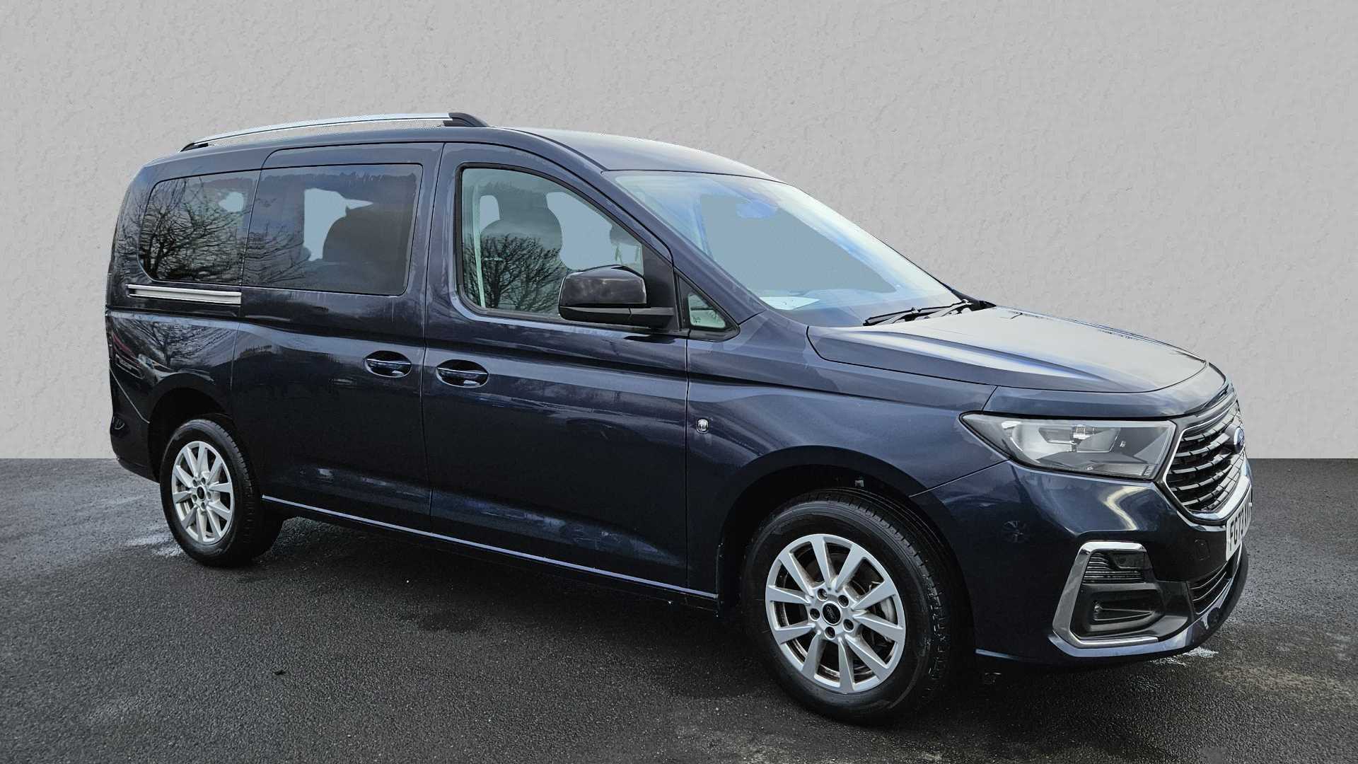 Main listing image - Ford Tourneo Connect