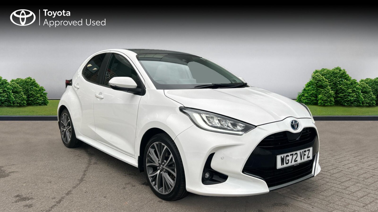 Main listing image - Toyota Yaris