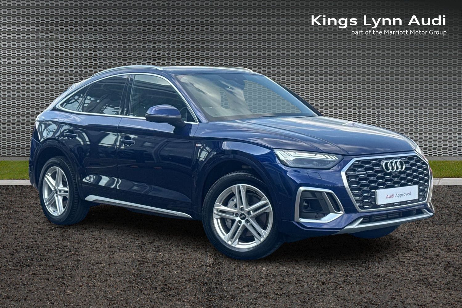 Main listing image - Audi Q5 Sportback