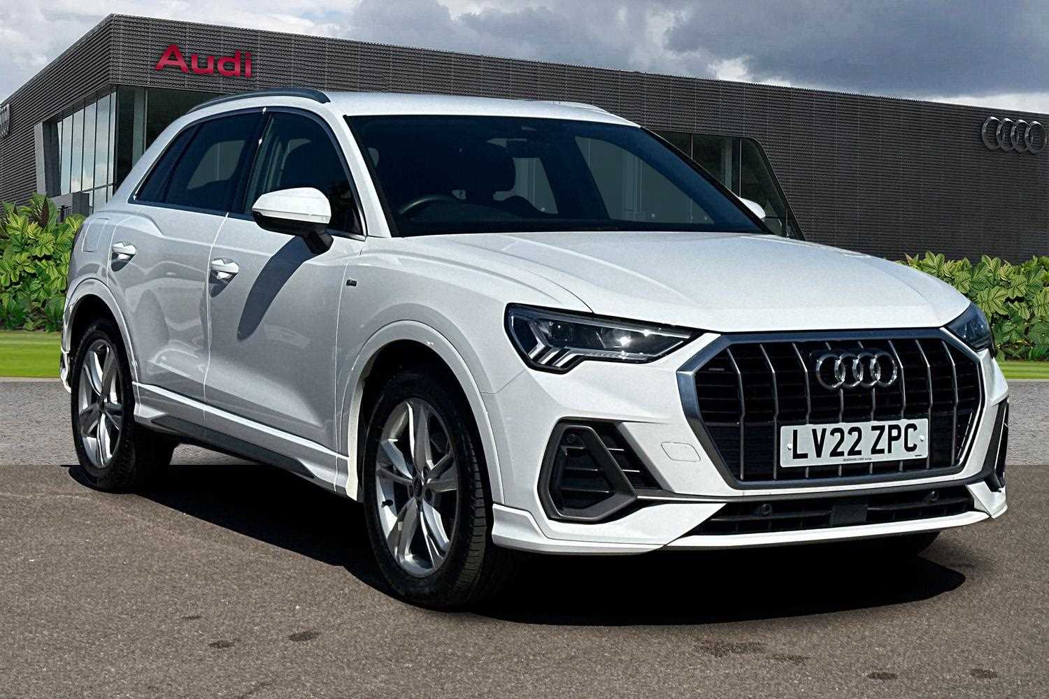 Main listing image - Audi Q3