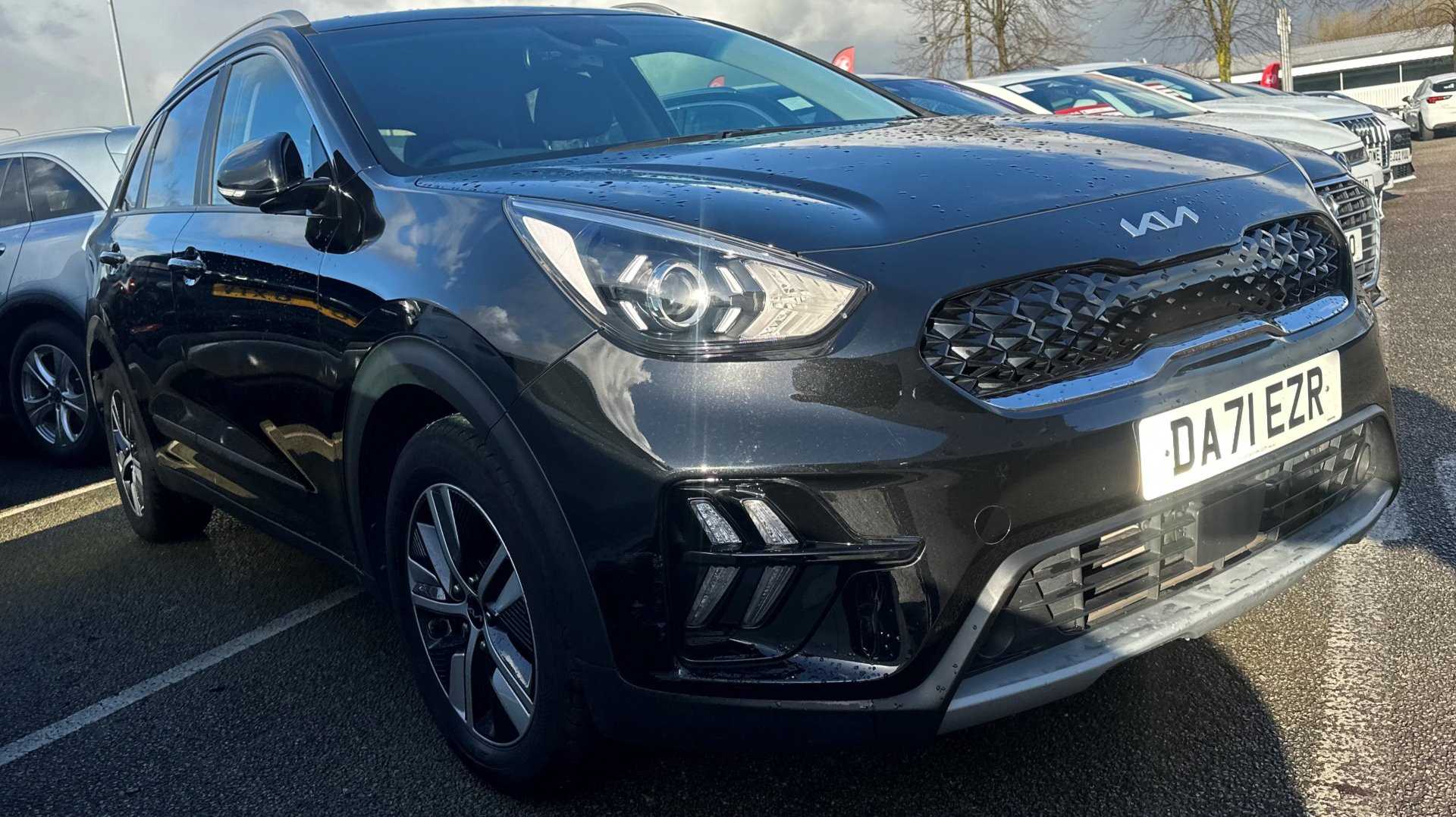 Main listing image - Kia Niro