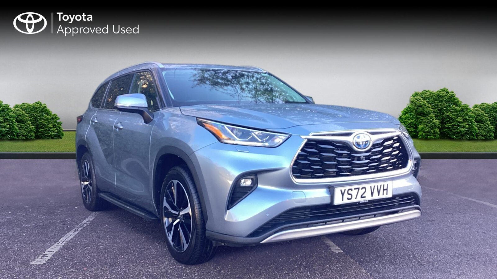 Main listing image - Toyota Highlander