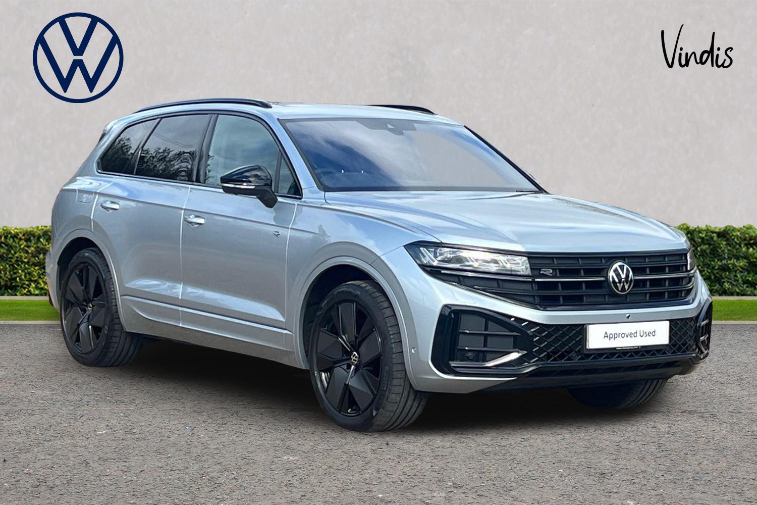 Main listing image - Volkswagen Touareg