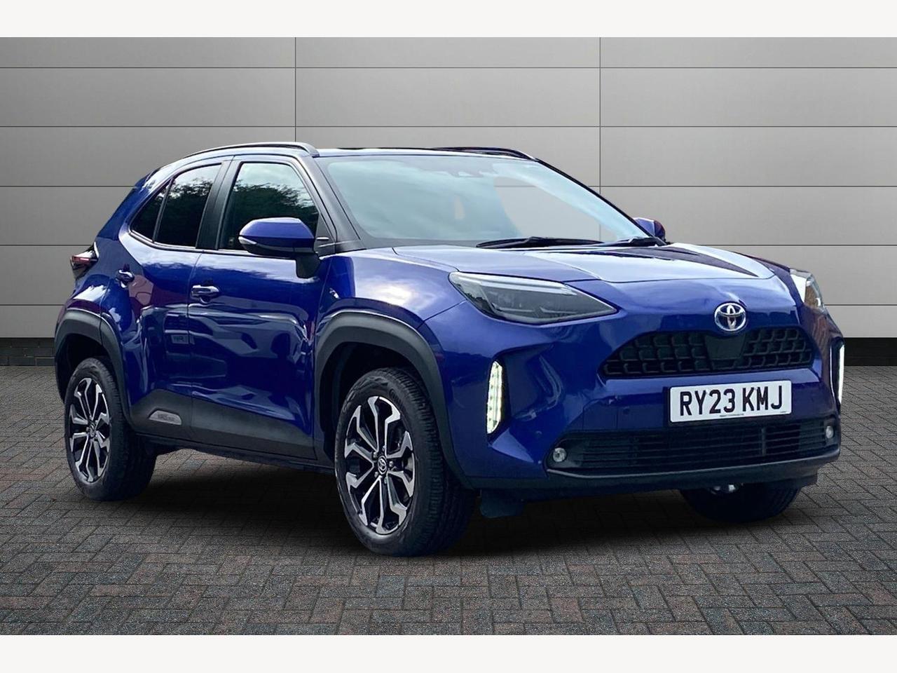 Main listing image - Toyota Yaris Cross