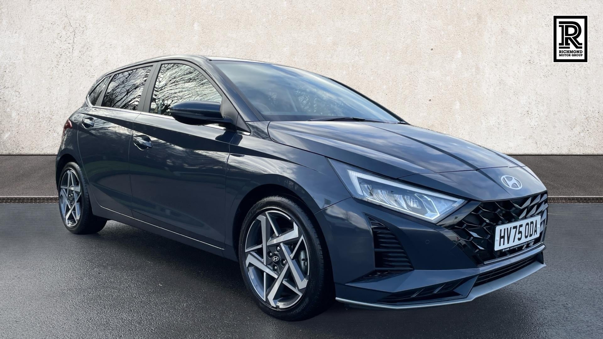 Main listing image - Hyundai i20