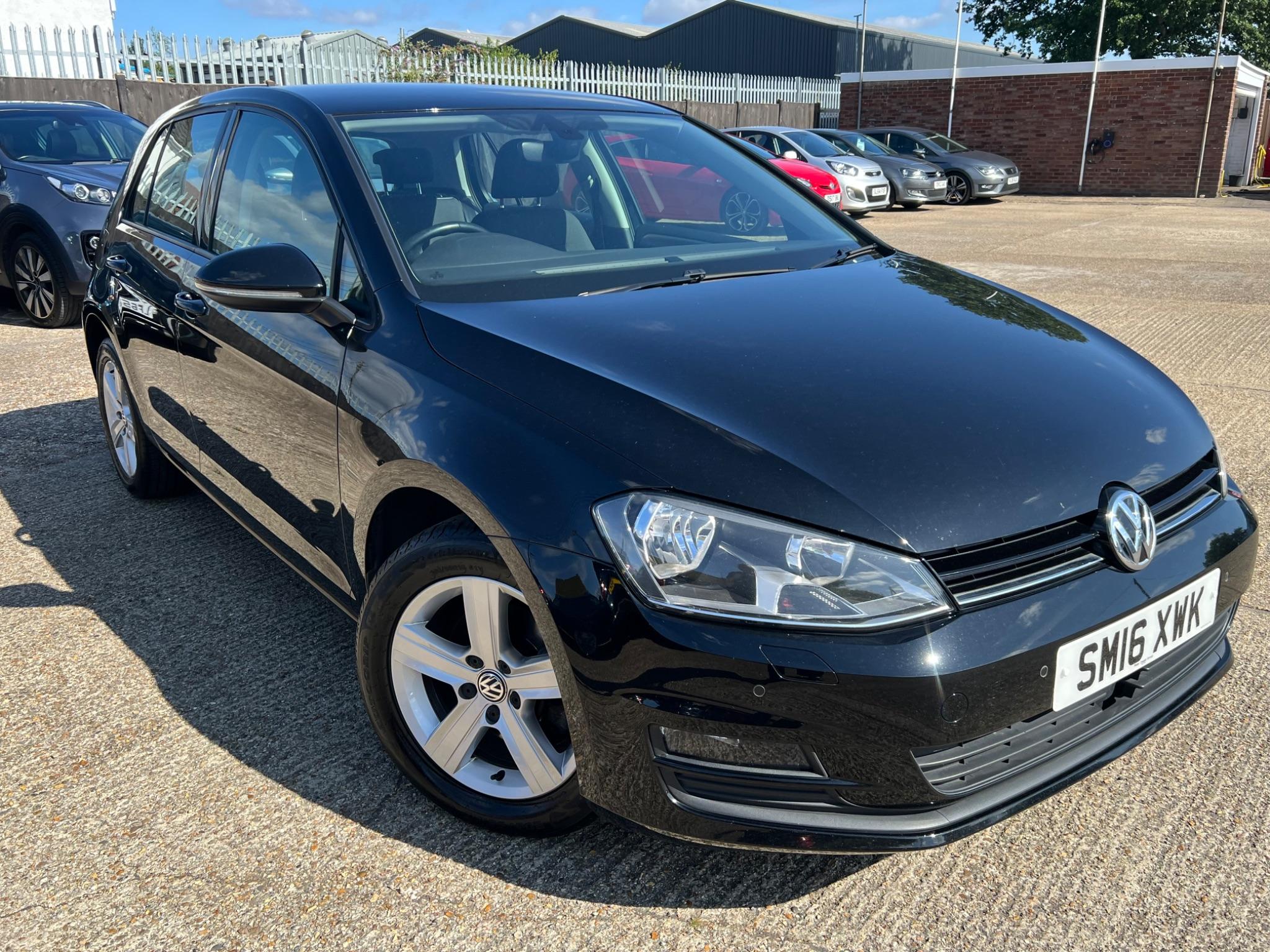 Main listing image - Volkswagen Golf