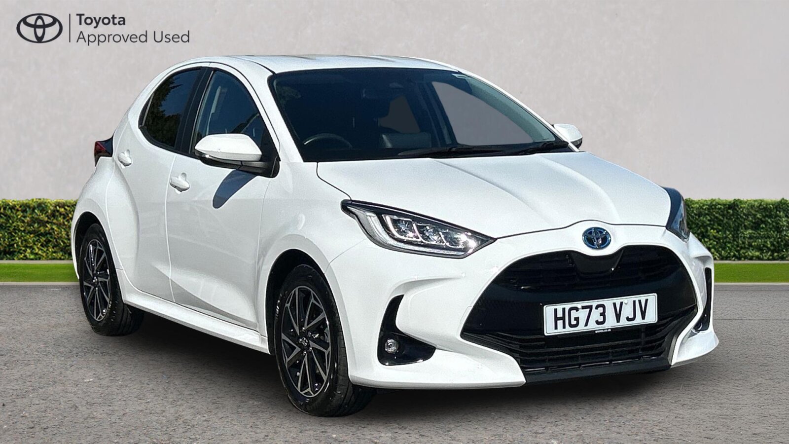 Main listing image - Toyota Yaris