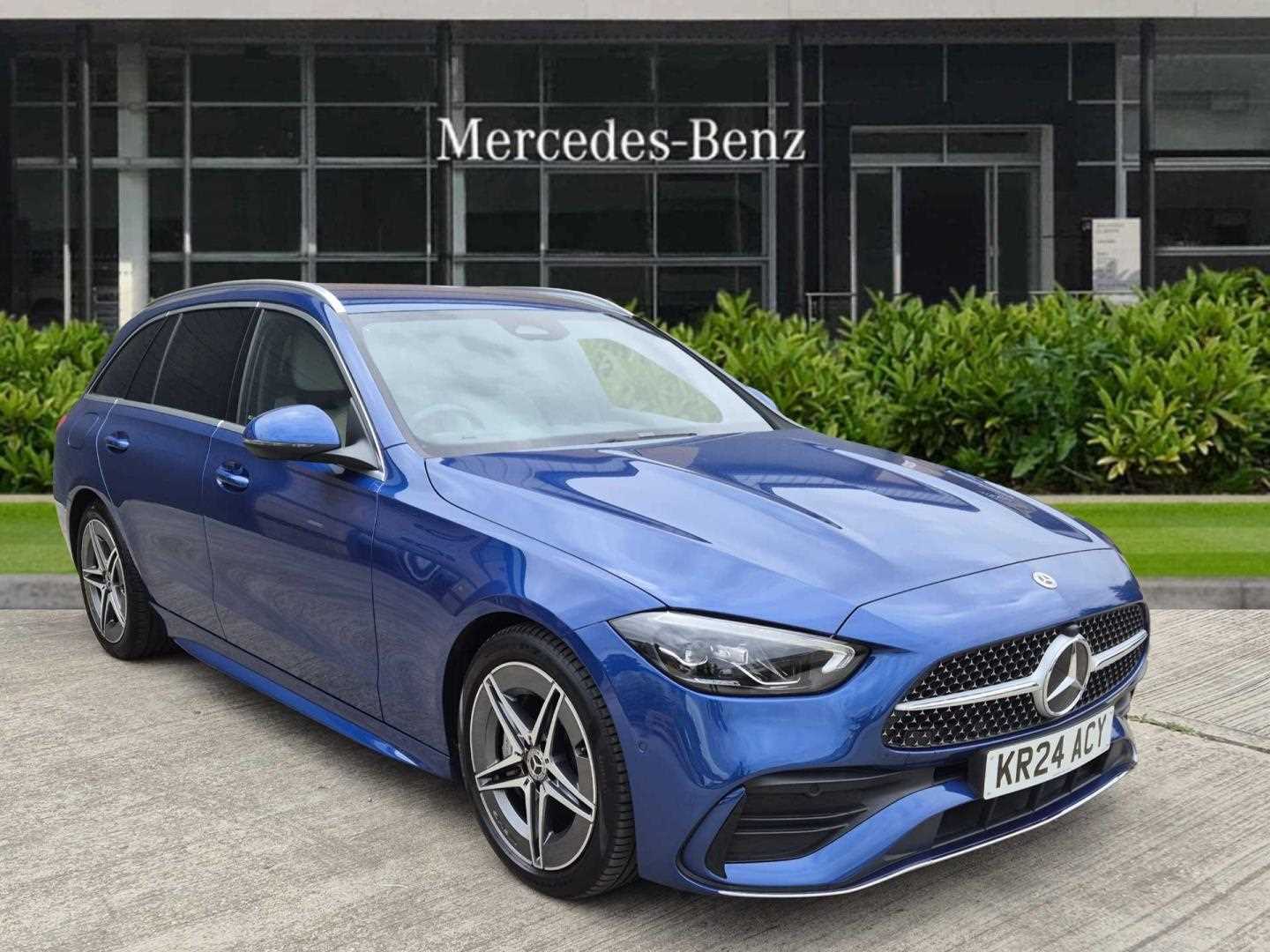 Main listing image - Mercedes-Benz C-Class Estate