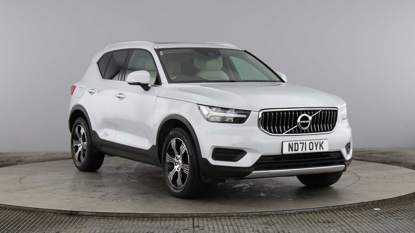Main listing image - Volvo XC40