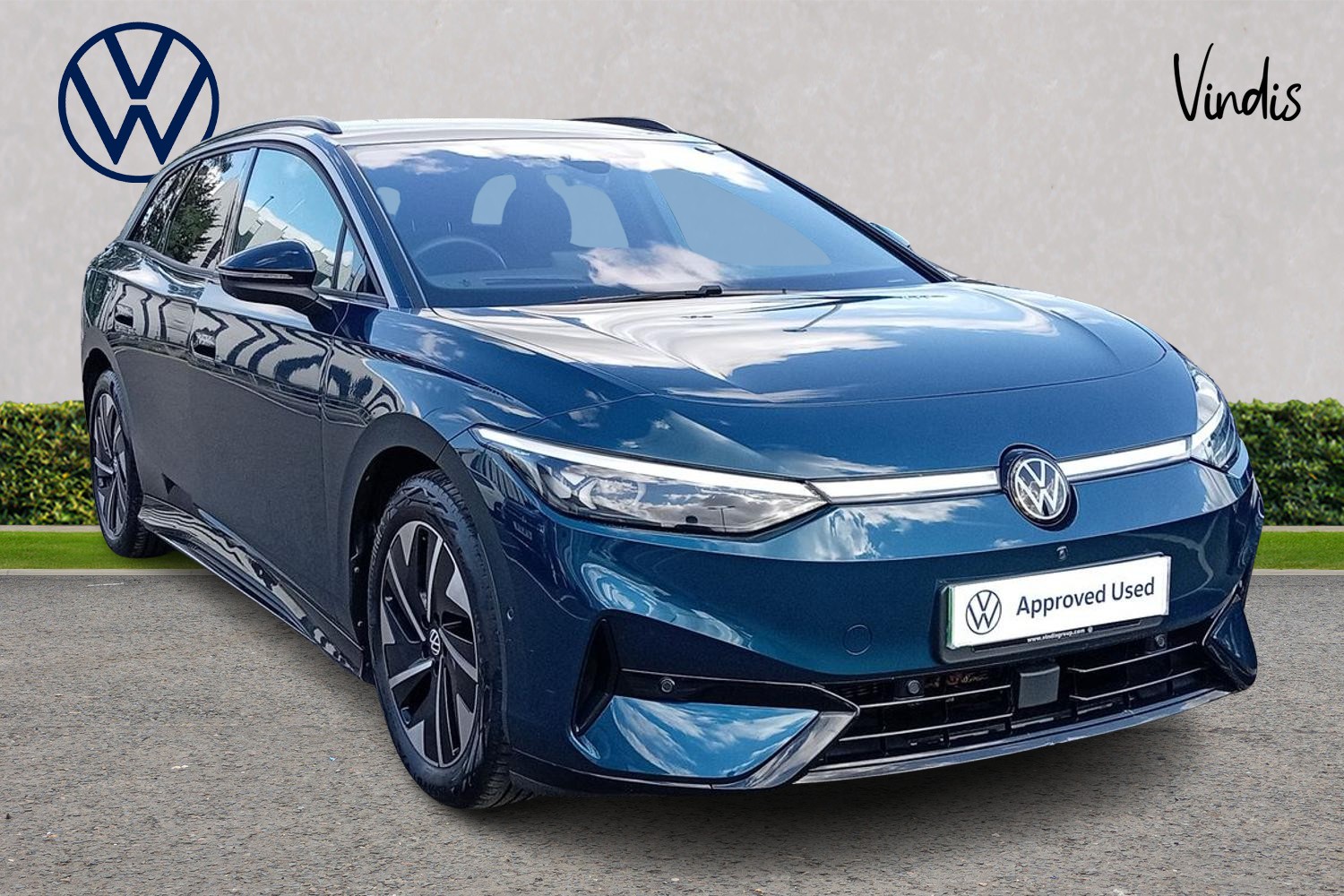 Main listing image - Volkswagen ID.7