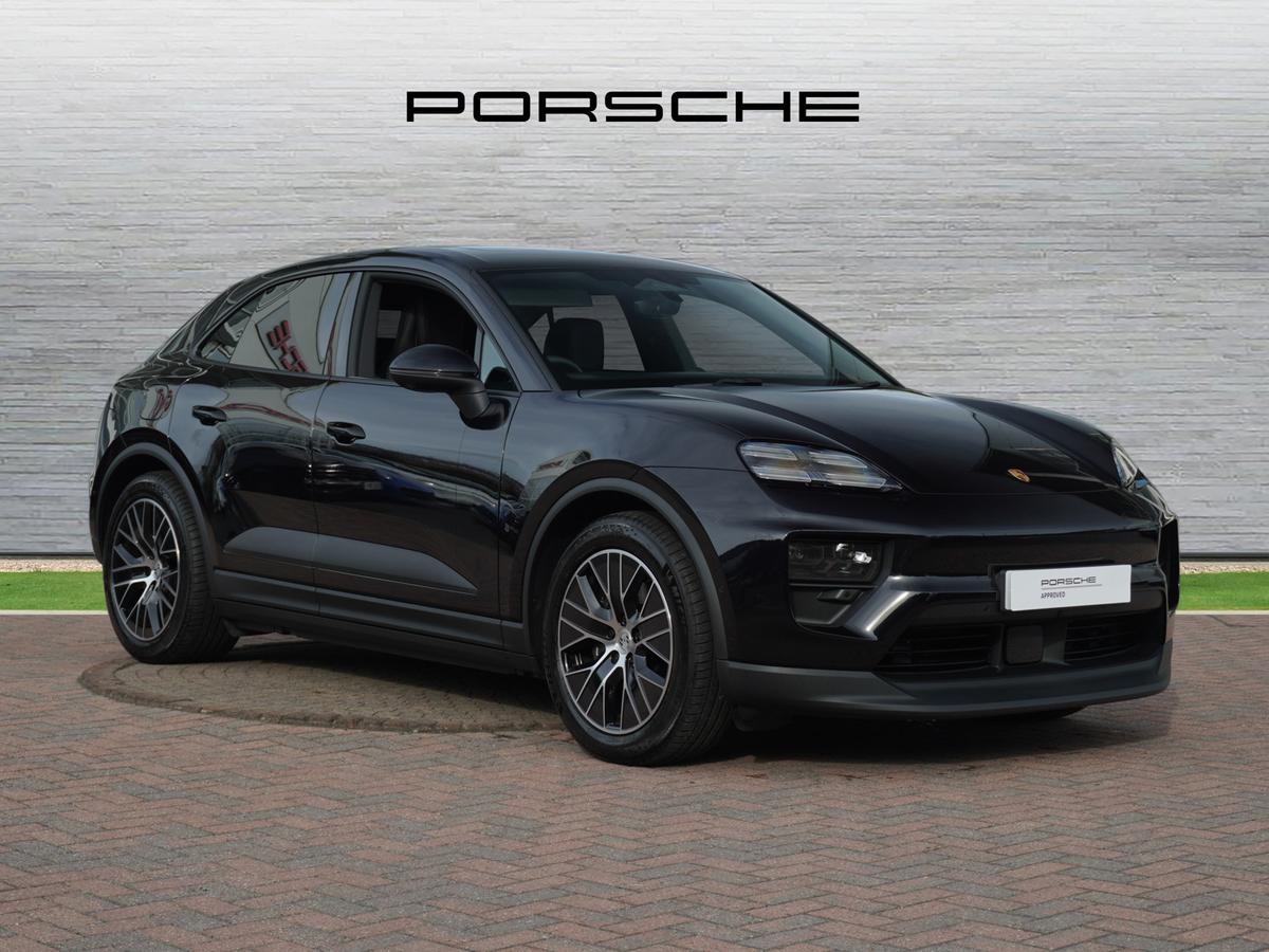 Main listing image - Porsche Macan