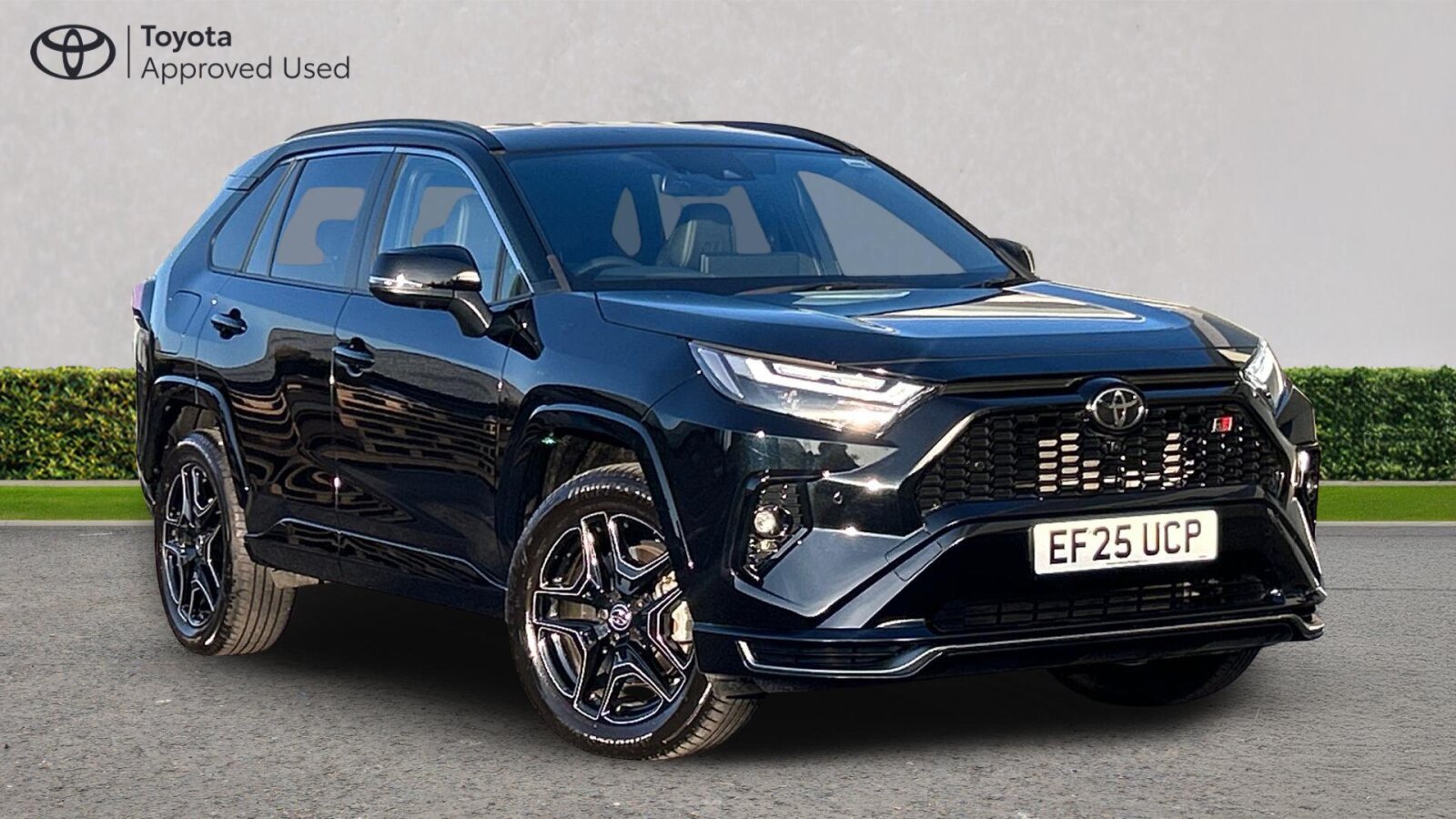 Main listing image - Toyota RAV4